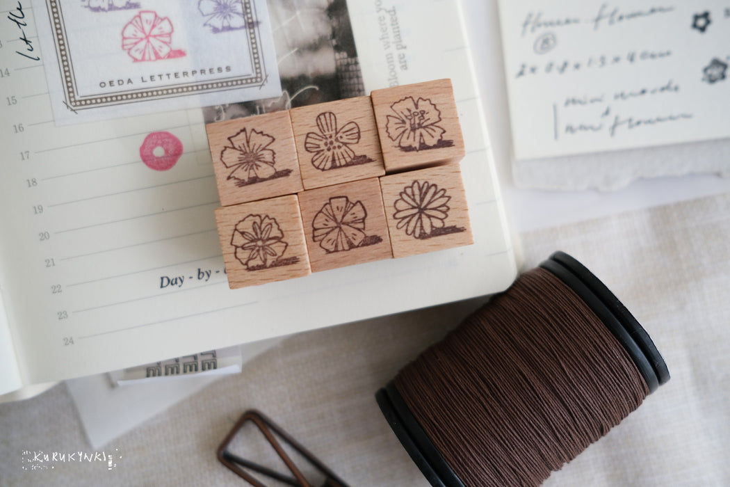 Kurukynki Rubber Stamp Collection // Mini Flower