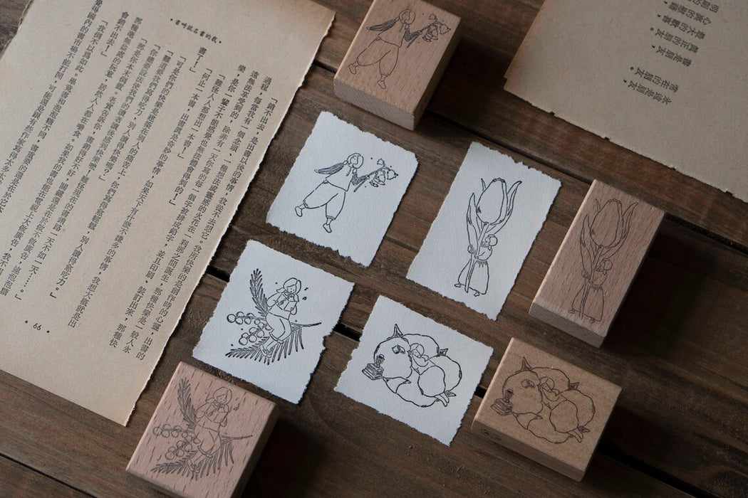 Ivy Snow Rubber Stamp // Acacia Girl