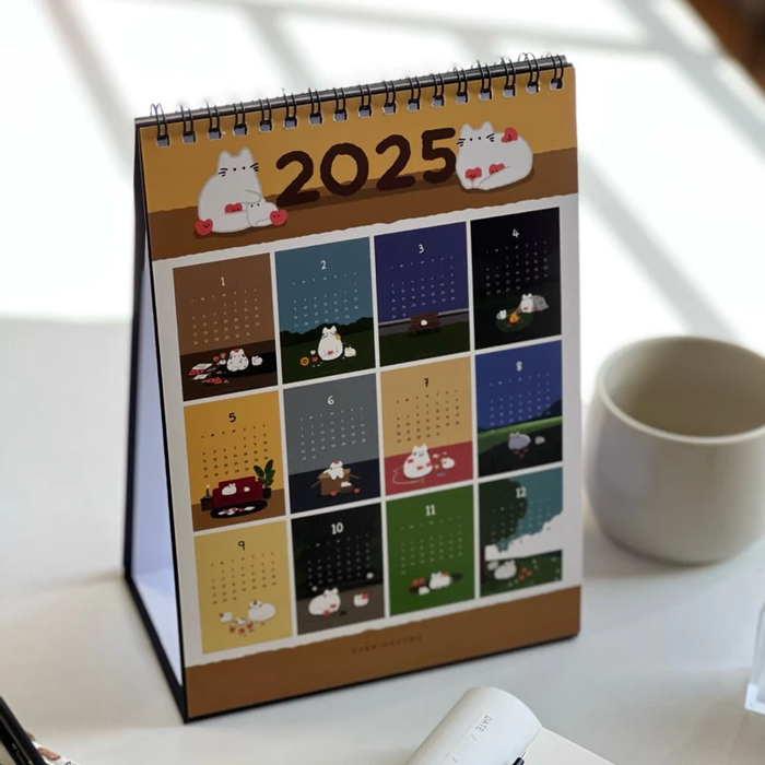 Everidayyou 2025 Calendar // Small Cat