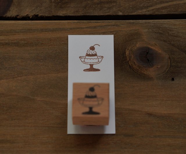 Ivy Snow Rubber Stamp // Pudding