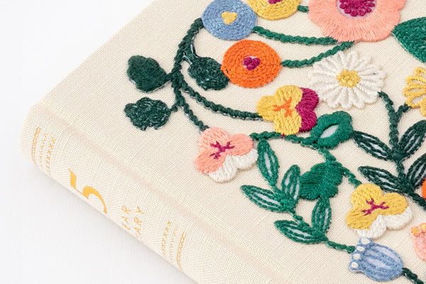 MIDORI 5 Years Journal // Embroidery Flower (Beige)