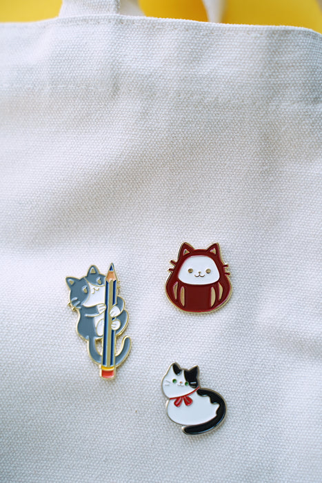 Stickerrific | Daruma Neko Cat Enamel Pin