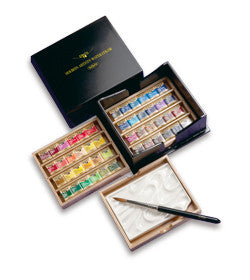 Is the $120 Holbein Artists Watercolor Palm Box set worth it? 